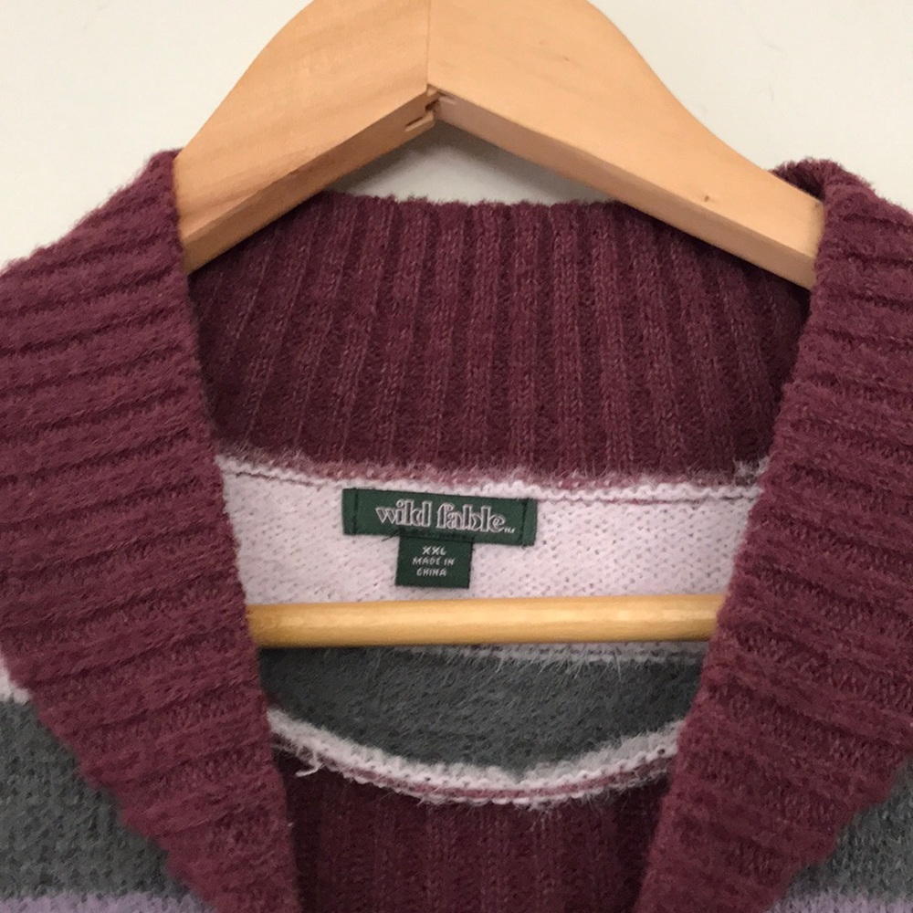 Target sweater - Picture 2 of 2